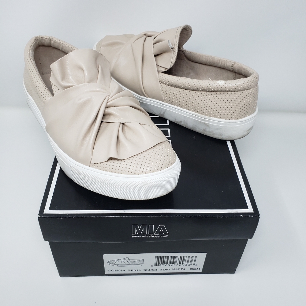 MIA Zenia Blush Soft Nappa Slip On Sneakers Size 8